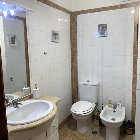 Majestic Seaview Apartment *