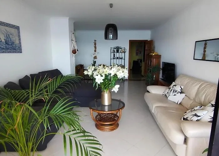 アパート Majestic Seaview セシンブラ