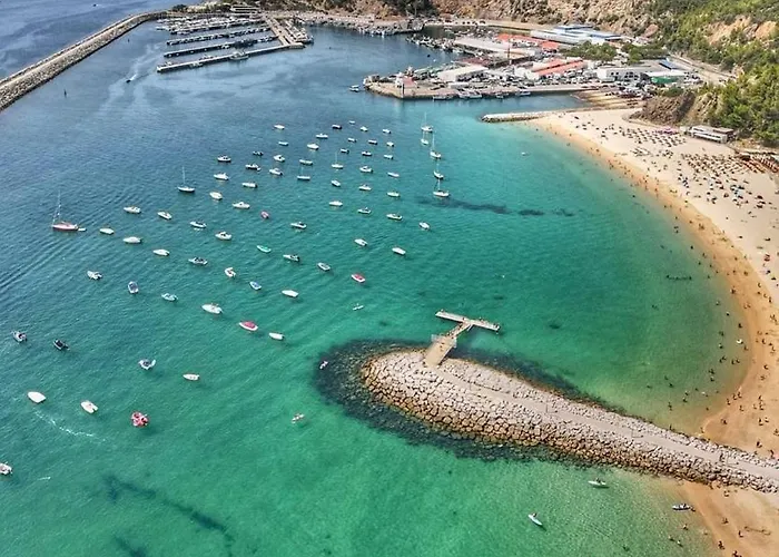 Majestic Seaview アパート セシンブラ